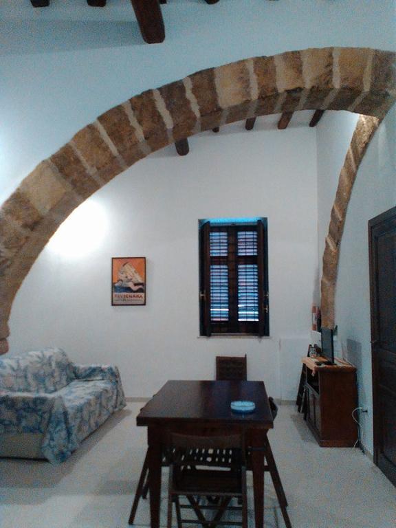Residence Marsala Antica Ruang foto